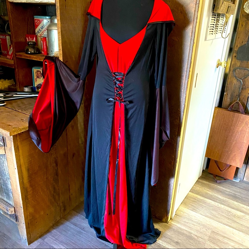 Halloween Women’s Wicked Queen Costume